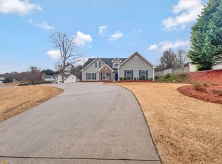 7062 Reserve Ct, Flowery Branch, GA 30542