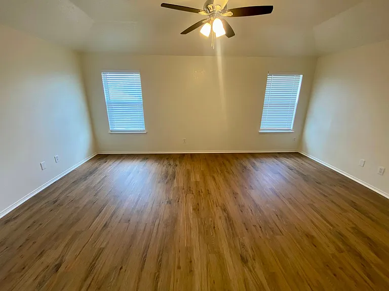 737 Eldorado Dr — Photo 17