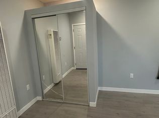 5857 S West Blvd #D, Los Angeles, CA 90043