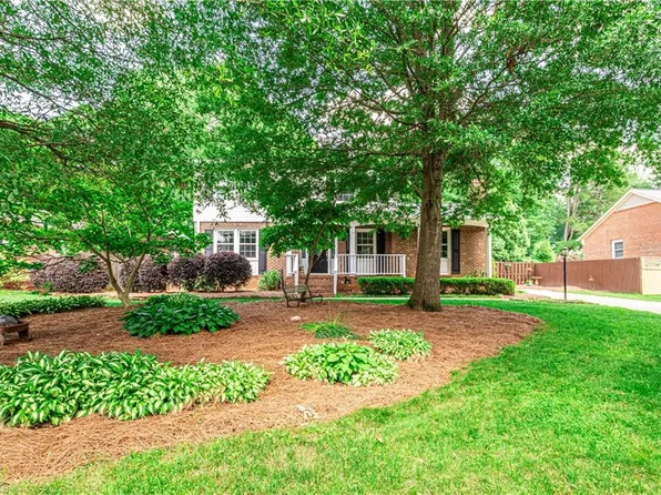 2014 Medhurst Dr, Greensboro, NC 27410