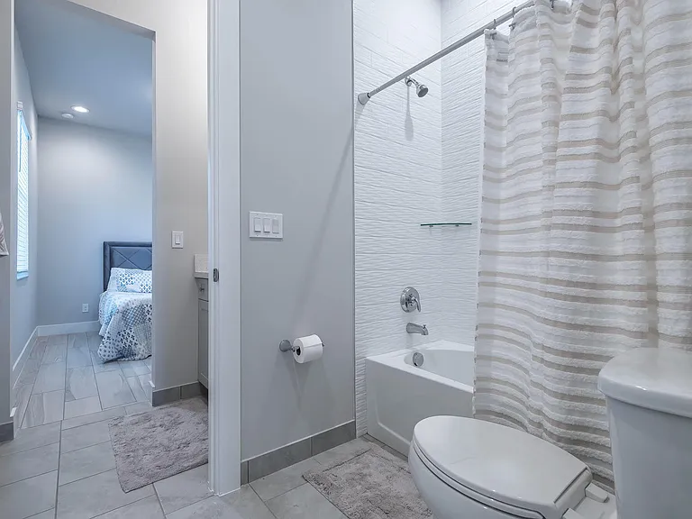 12504 Nautilus Cir — Photo 14