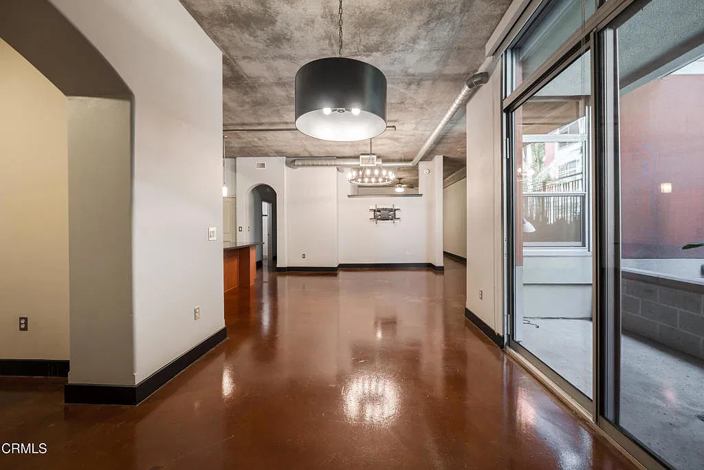 1 bed, 1.0 bath, 1283 sqft, $3,850 — Photo 3