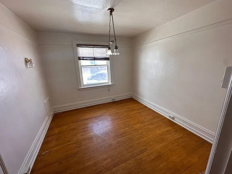 Ebert Apartments — Photo 11