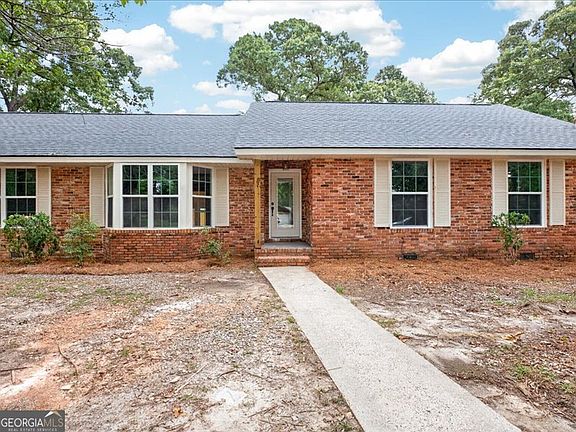 2nd image of 216 Ridgeland Dr