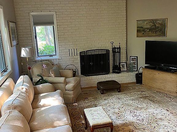 First floor den w fpl