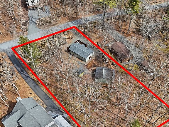 2nd image of 230 Eagle Rock Rd