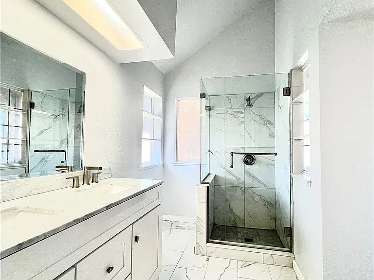 4736 Obannon Dr #D — Photo 14