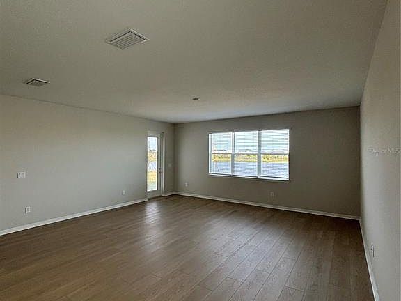 4th image of 6924 Rosy Sky Ave