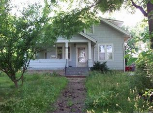 308 Walnut St, Highland, IL 62249