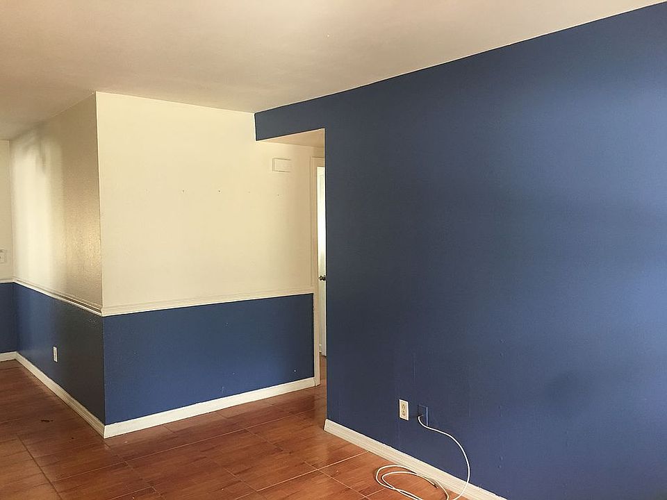1st image of 10917 N 28th St