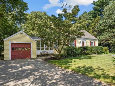 944 Greenville Ave, Smithfield, RI, 02828
