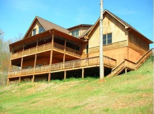 476 Starlight Dr, Sautee Nacoochee, GA 30571