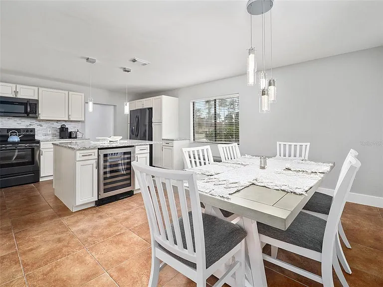 2 Cedar Ct — Photo 8