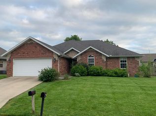 207 Kingsley, Monett, MO 65708