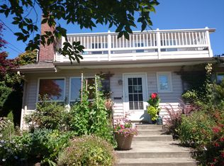 3728 SW Rose St, Seattle, WA 98126