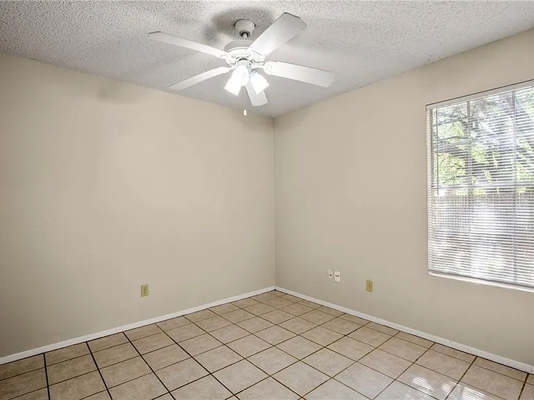 8807 Pineridge Dr #A — Photo 2