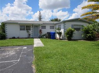 7200 SW 4th Ct, Pompano Beach, FL 33068