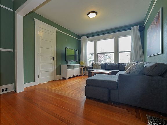 5th image of 814 S Sheridan Ave