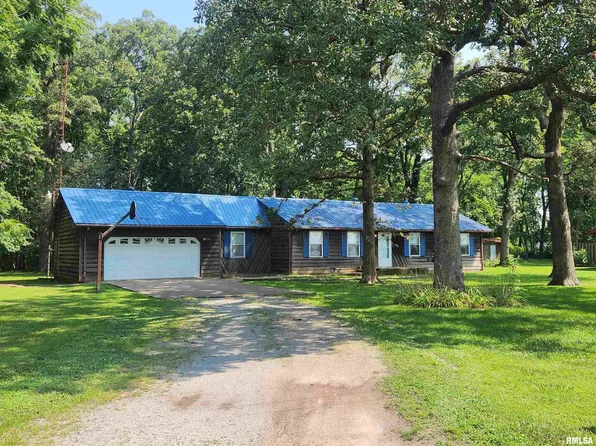 3612 Norwood Ln, Tamaroa, IL 62888