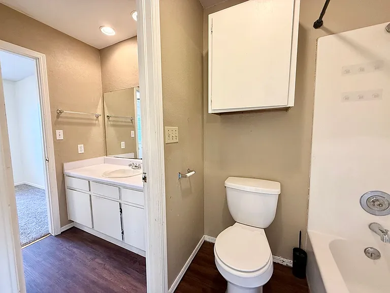 2329 Heatherfield Ln — Photo 12