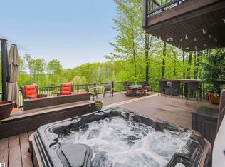 2506 Hawks Eye Dr #172 & 164, Bellaire, MI 49615