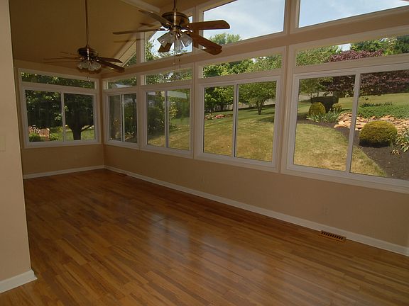 5th image of 10221 El Pinar Dr