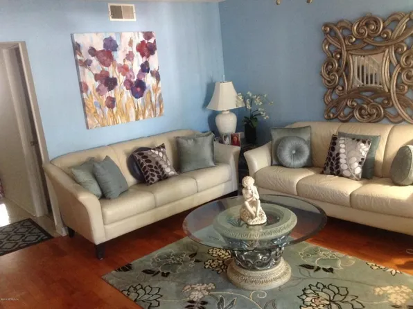 4304 S Plaza Gate Ln #201, Jacksonville, FL 32217