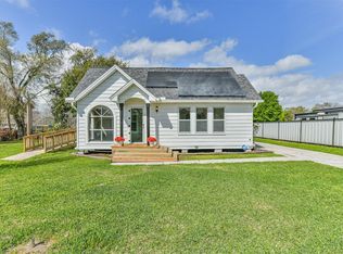 163 Oakland St, Baytown, TX 77520