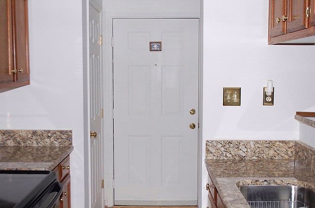 2nd image of 72 Laurel Path Ct