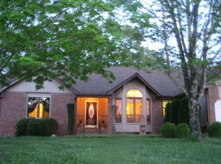8731 Crestbrook Cir, Chattanooga, TN 37421
