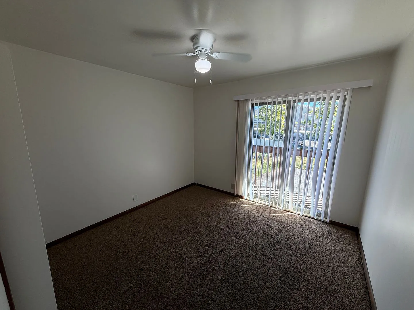 1196 E Gentile Street — Photo 4