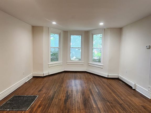 Living room (2)