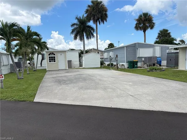 12 Pearl DR, NAPLES, FL 34114