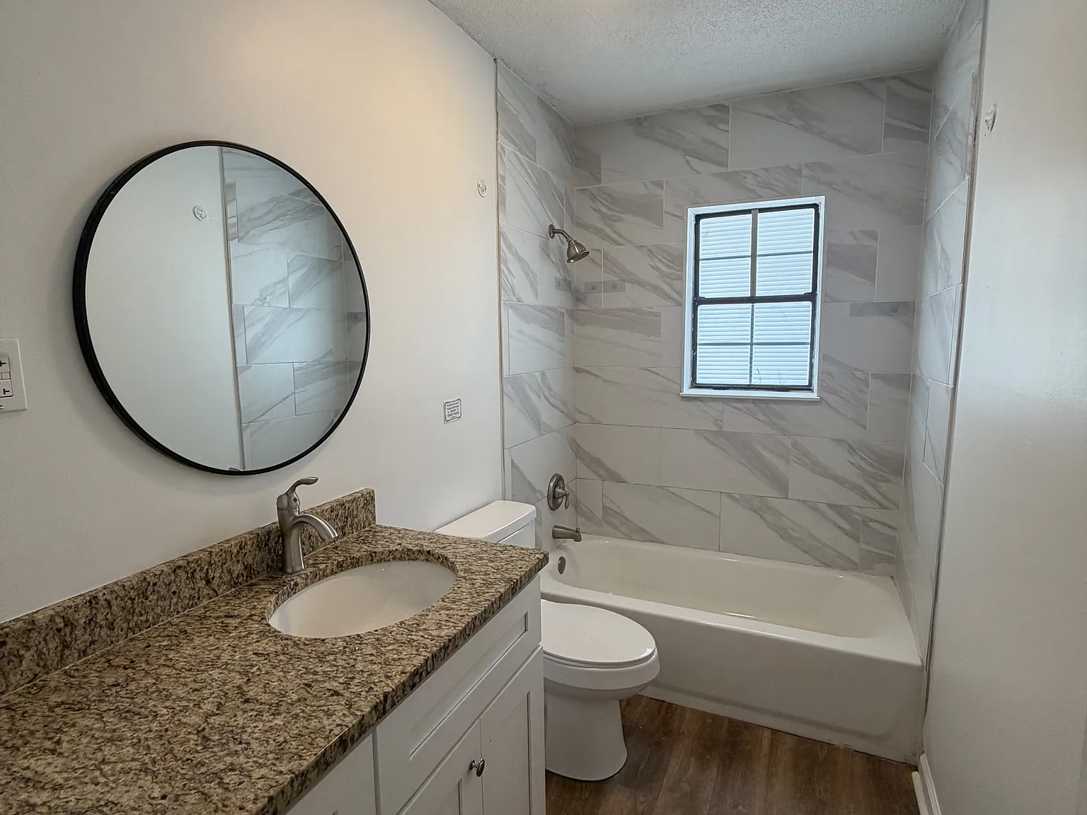 166 Edwards Street Southeast - 3 — Photo 4
