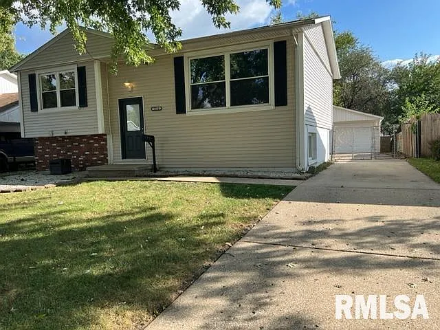 2316 Stokebridge Rd photo 1