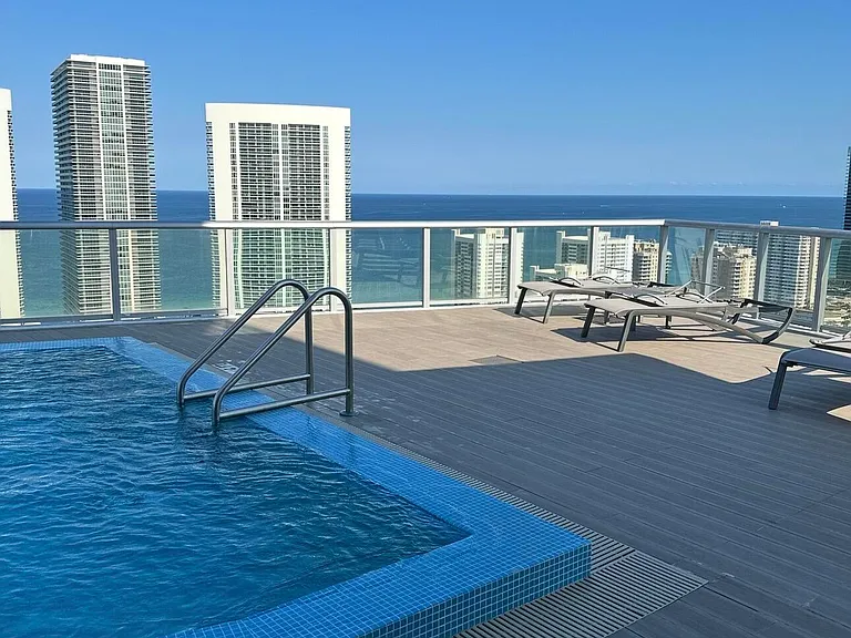 2600 E Hallandale Beach Blvd #T3110 — Photo 1