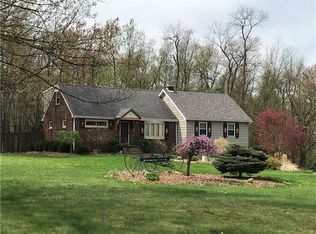 718 Gardner Center Rd, New Castle, PA 16101