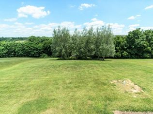 135 Bridle Ct, Dry Ridge, KY 41035