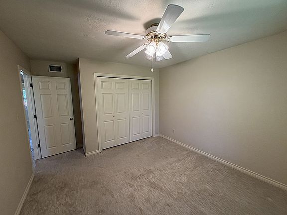 5th image of 9767 Winzer Rd
