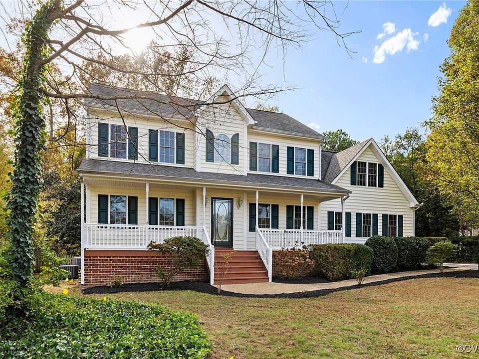 1st image of 713 Rockbasket Ln