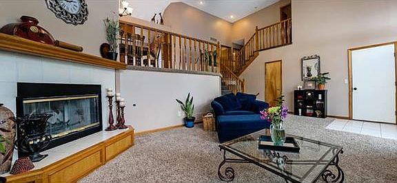 3rd image of 6421 Chouteau St