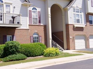 9513 Lakeside Dr, Ypsilanti, MI