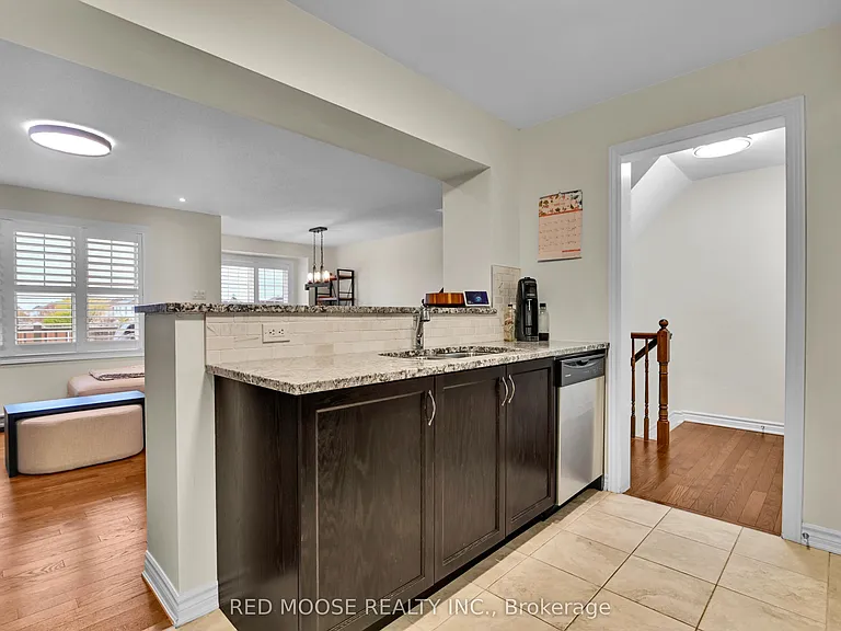 373 Sweetfern Cres — Photo 13