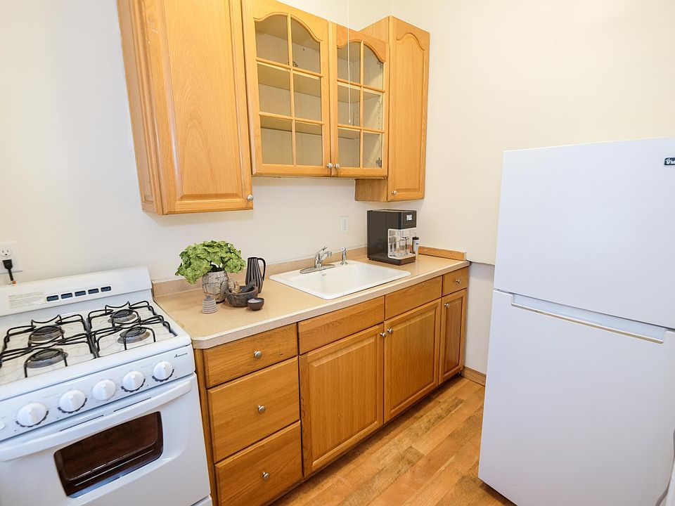 Lake Harriet Parkway Apartments 4410 W Lake Harriet Pkwy Minneapolis