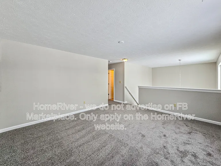 1725 James Run Way — Photo 14