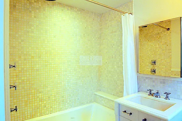 Rented by Rossi Living | media 35