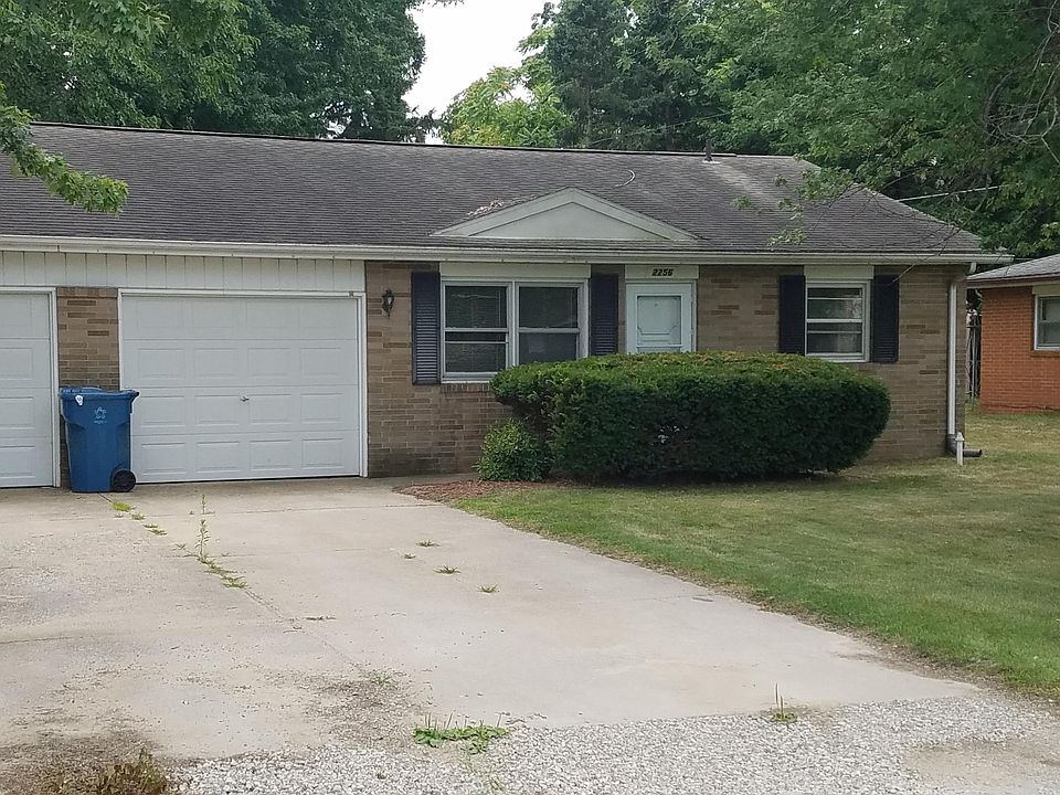 1st image of 2256 Welch Dr