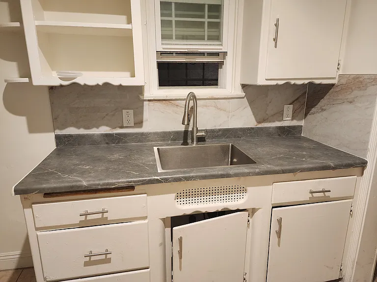1315 W 102nd St #1317-1/2 — Photo 5