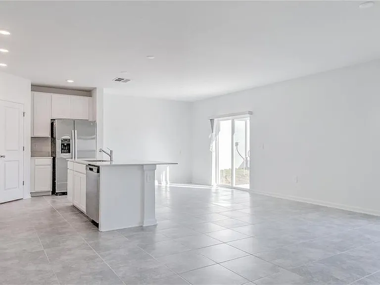 1488 Cumberland Ave — Photo 4