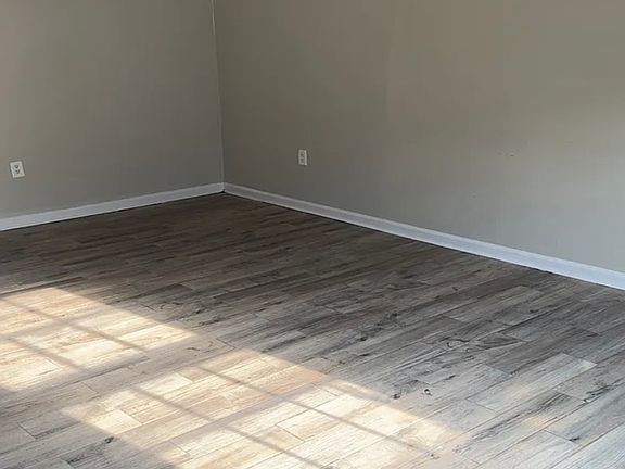 5th image of 707 Bibb St NE #1